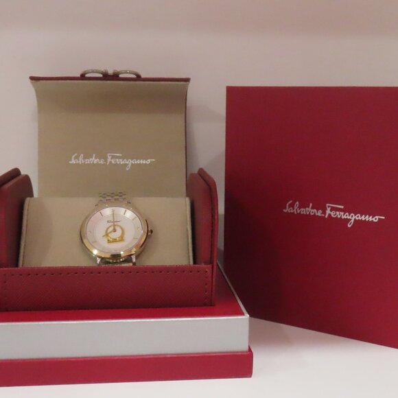 Women's Ferragamo Minuetto Bracelet Watch - Picture 3 of 7